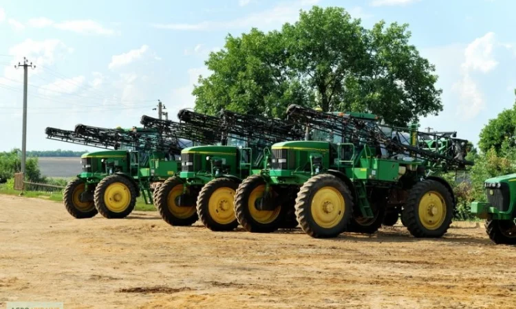 Услуги самоходного опрыскивателя внесение КАС десикация подсолнечника - фото № 1