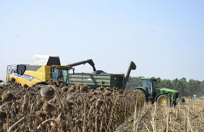 Уборка подсолнечника соняшника льна сои кукурузы Cумы Ахтырка Белополье Бурынь Ворожба - фото № 1