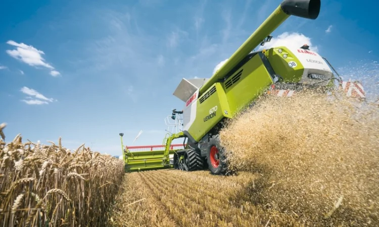 Комбайн услуги аренда комбайна уборка урожая трал негабарит Житомир Бердичев Брусилов - фото № 1