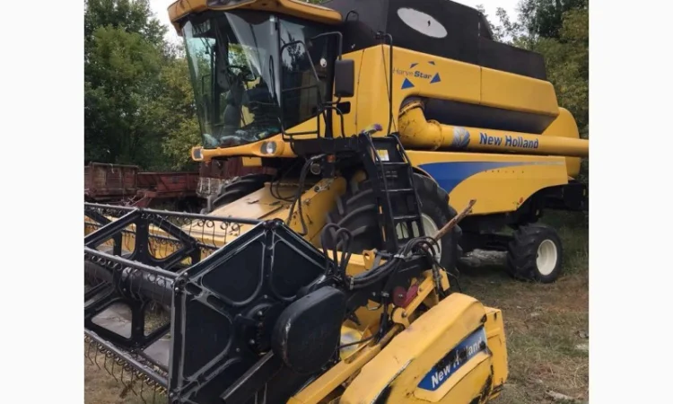 Збирання зернових, соняшника комбайн New Holland CSX7080 - фото № 3