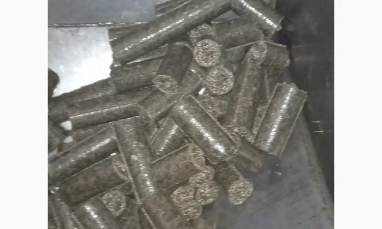 Пеллета топливная из лузги подсолнечника Харьков, в мешках 40 кг - фото № 8