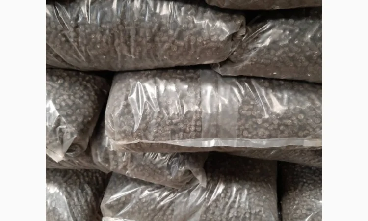 Пелета з лушпиння соняшника в пакетах по 15кг - фото № 3