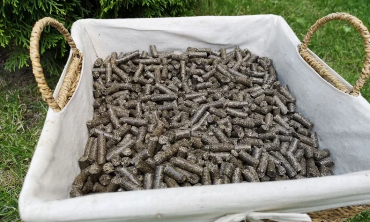 Пелети з чистого лушпиння соняшника та деревини - фото № 1