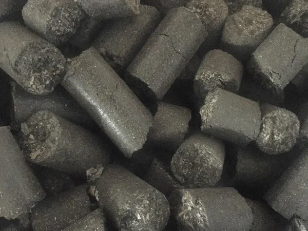 Пелети та брикети з лушпиння у біг бегах або насипом - фото № 1