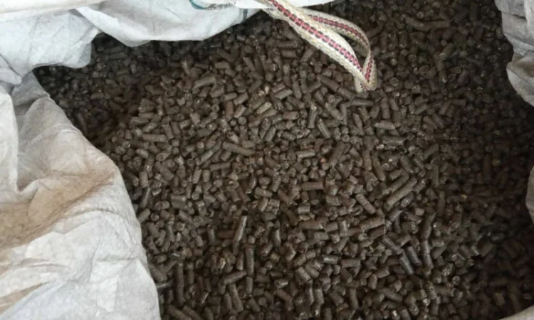 Пеллети з лушпиння і пелети з соломи - фото № 2