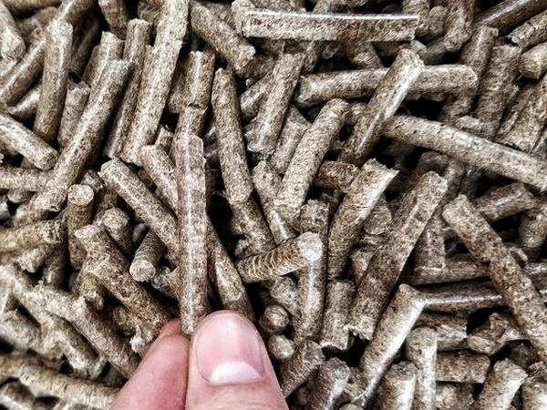 Пелети, брикети з лушпиння соняшнику - фото № 1