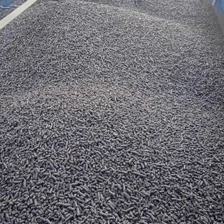 Пелети з чистого лушпиння. Гранули з дерева - фото № 1