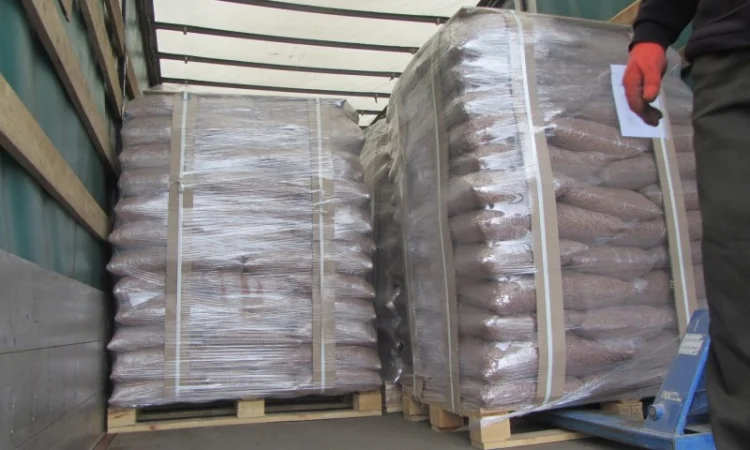 Продам якісні соснові паливні пелети, гранули, діаметром 6мм, EN A-1 - фото № 1