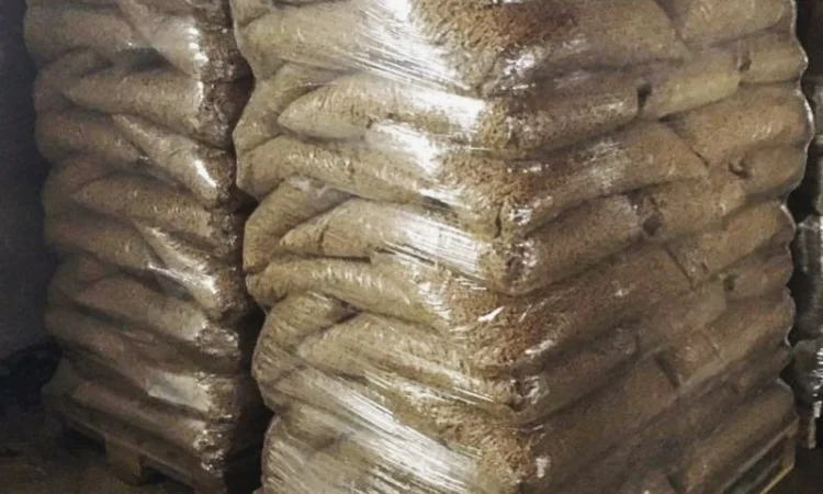 Топливные Пеллеты цена 4200грн тонна с доставкой - фото № 2