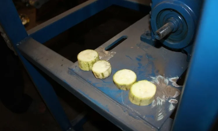 Резка для кабачка и баклажанов - фото № 1