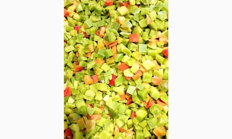 Продаж замороженого перцю меланж 10х10 кубік - фото № 3