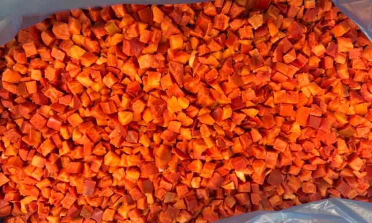 Заморожений перець кубик 10х10 у продажу - фото № 1