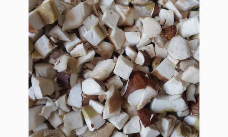 Заморожені білі гриби - фото № 1