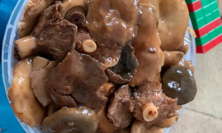 Продаж варено-солених грибів - фото № 2