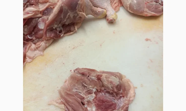 М'ясо курячої ніжки без кості - фото № 1