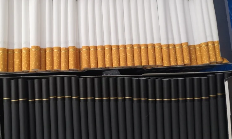 Табак Верджинии Голд и аксессуары для курения - фото № 2