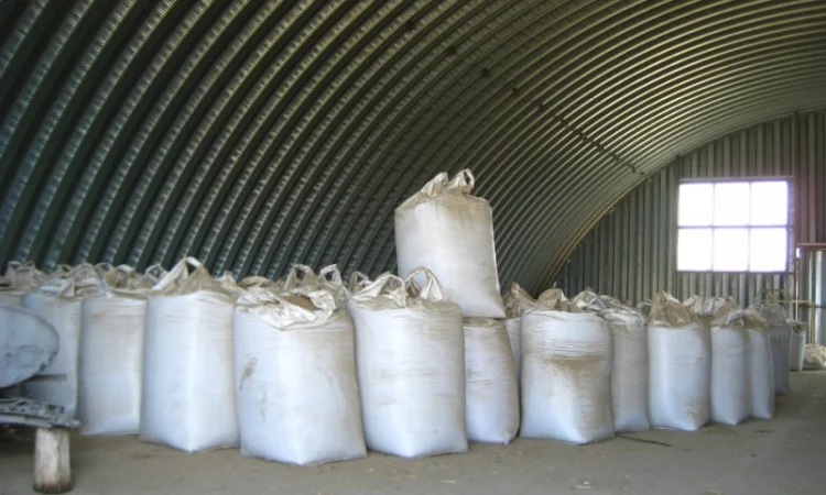 Гранули з соломи для годування та опалення - фото № 1