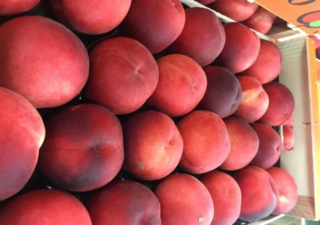 Свежие персики из Испании - фото № 2