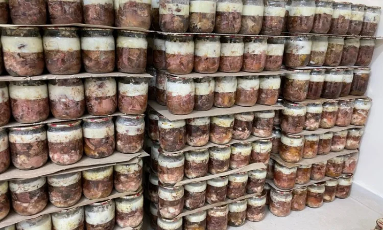 Продам домашнюю тушенку (свинина и говядина) - фото № 6