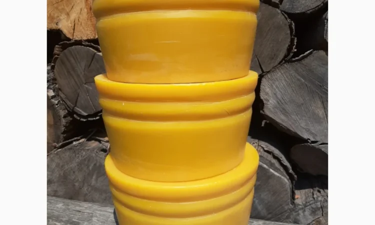 Продается натуральный воск из собственной пасеки - фото № 1