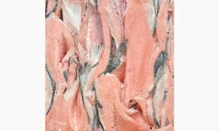 Продается замороженный хребет лосося - фото № 1