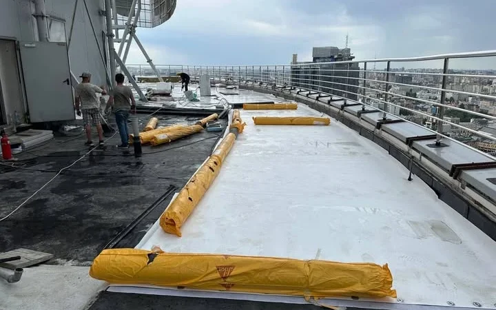 Монтаж ПВХ и ТПО мембран - фото № 5