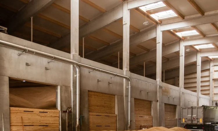 Профільований полікарбонат для навісів та будівель - фото № 2