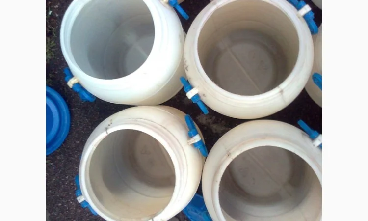 Продается пластиковая фляга (бидон) на 30 л для пищевых жидкостей - фото № 4