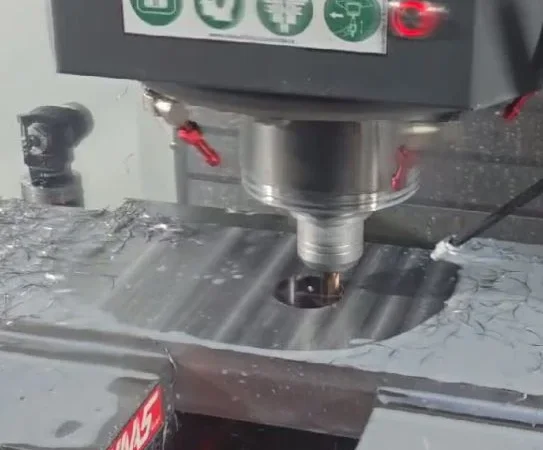 Механічна обробка деталей на верстатах з ЧПУ. Токарно-фрезерна обробка - фото № 3