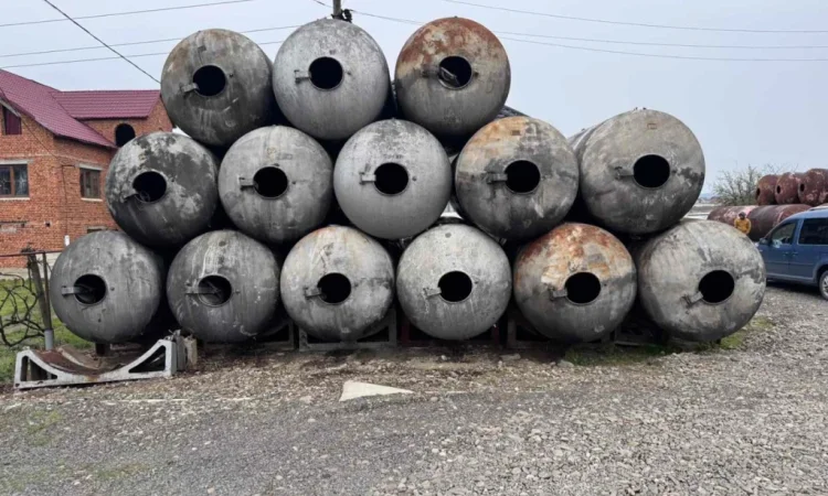 Водонапірна вежа на замовлення з емальованих бочок - фото № 10