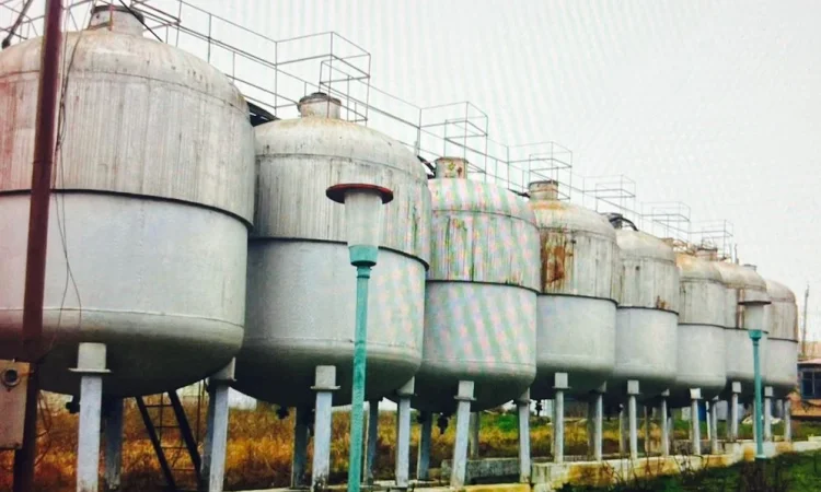 Водонапірна вежа на замовлення з емальованих бочок - фото № 12