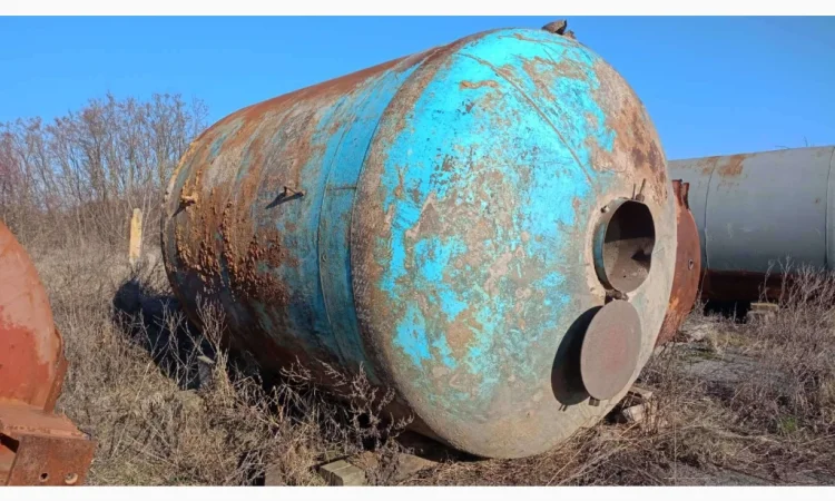 Водонапірна вежа на замовлення з емальованих бочок - фото № 14