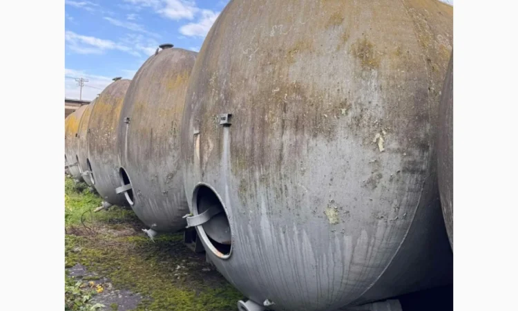 Водонапірна вежа на замовлення з емальованих бочок - фото № 7