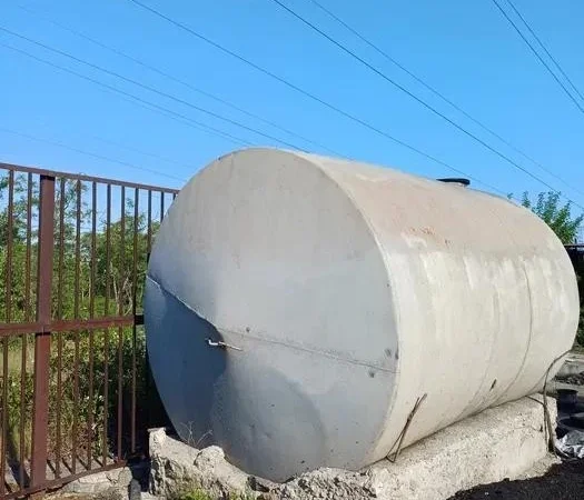 Водонапірна вежа на замовлення з емальованих бочок - фото № 8