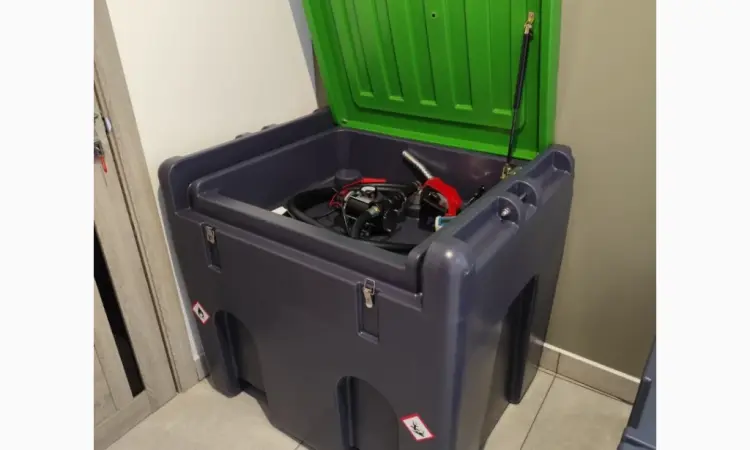 Мобильный бак Metcor 430л с насосом DT-430 для дизельного топлива - фото № 1