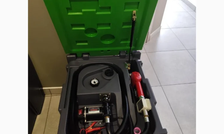 Мобільний бак Metcor 200л з насосом DT-200 для дизельного пального - фото № 1