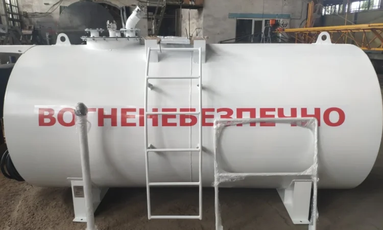 Металлический резервуар 5000л для дизельного топлива и бензина - фото № 6