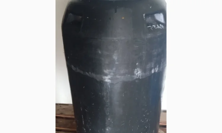 Пропоную пластикову бочку 250 л - фото № 1