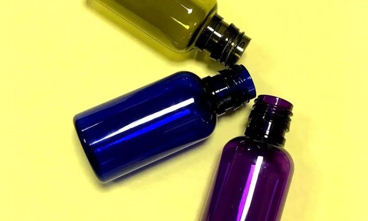 Цветные пластиковые флаконы 50 мл - фото № 1