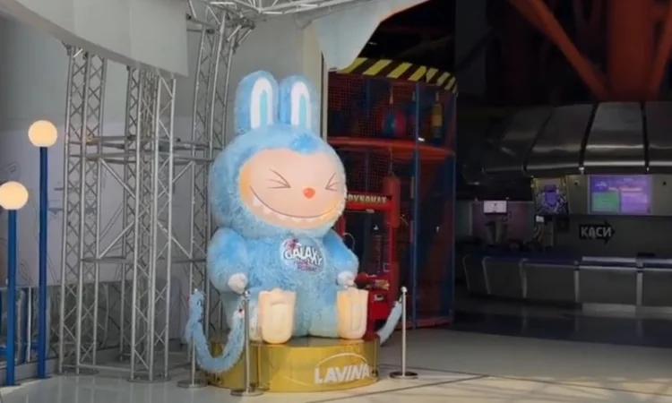 Надувна Лабубу 5 м для реклами та збільшення продажів - фото № 5