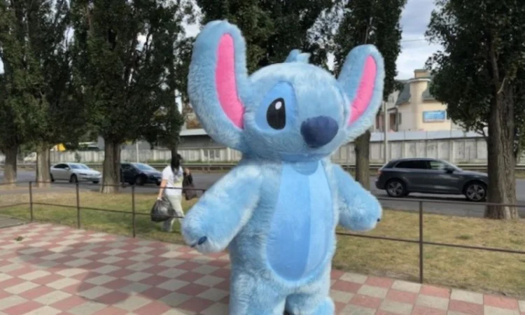 Надувний костюм Стич для аніматора 250 см для дитячих свят - фото № 5