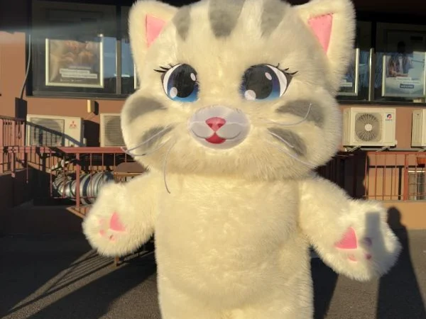 Надувний костюм аніматору Кіт, 4 години роботи, 2.4 м, 60 Вт - фото № 1