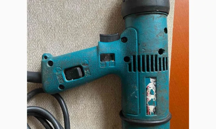 Ударный электрогайковерт Makita – надежный инструмент - фото № 1