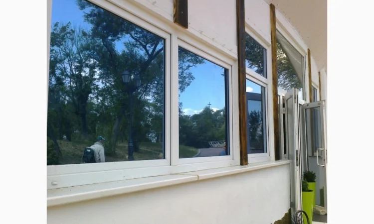 Ударостійкі захисні плівки для вікон - фото № 3