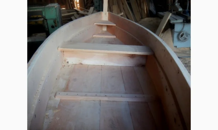 Лодка для отдыха и рыбалки - фото № 3