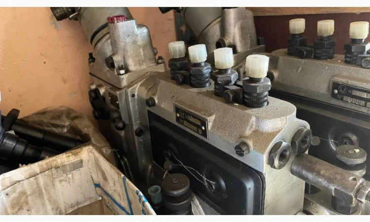 Паливні насоси для двигунів Ч 10 та запчастини - фото № 2