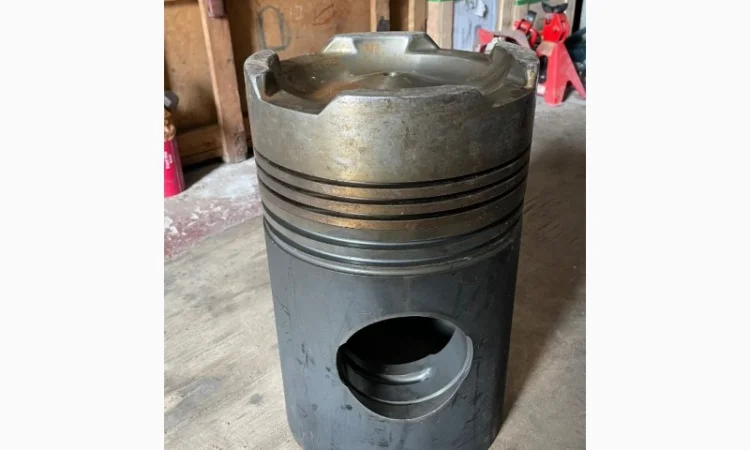 Поршень двигателя Sulzer 25/30 в продаже - фото № 2