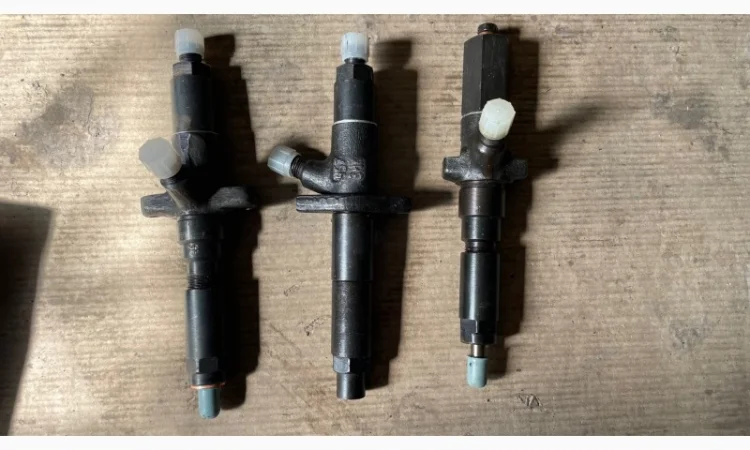 Форсунки до двигунів 4Ч 10 та 6Ч 12/14 у продажу - фото № 1