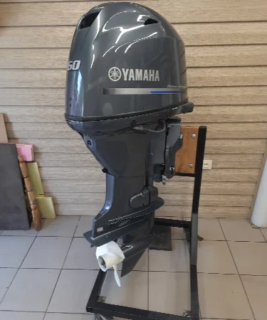 Продается лодочный мотор Yamaha - 60 б/у - фото № 1