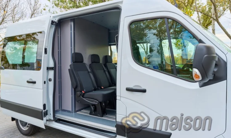 Переоборудование Renault Master в грузопассажирский - фото № 3